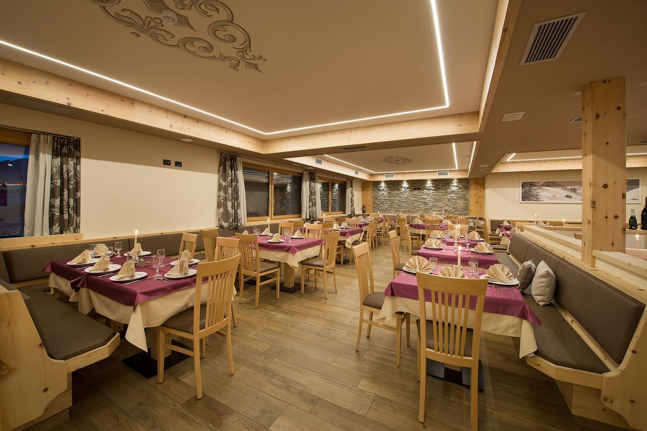 Hotel Silvestri Livigno Buitenkant foto
