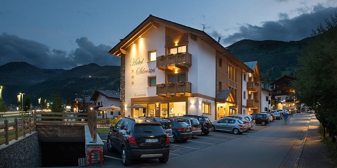 Hotel Silvestri Livigno Buitenkant foto