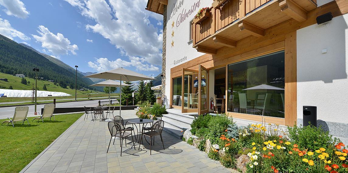 Hotel Silvestri Livigno Buitenkant foto