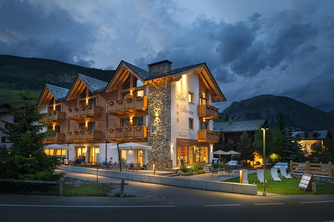 Hotel Silvestri Livigno Buitenkant foto