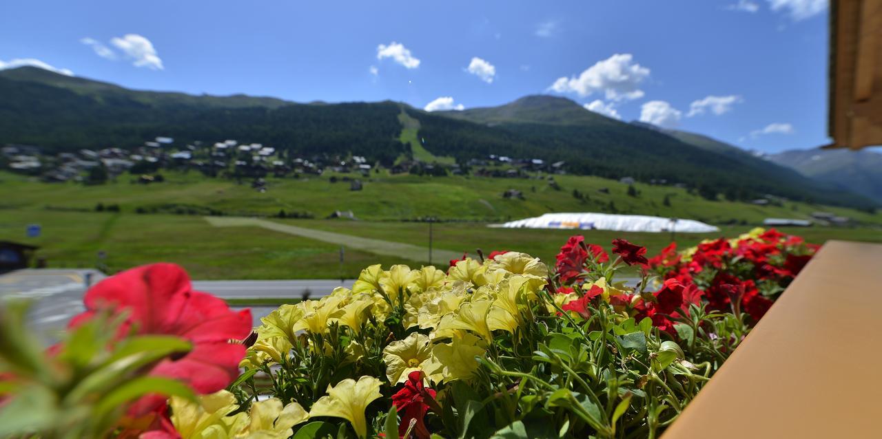 Hotel Silvestri Livigno Buitenkant foto